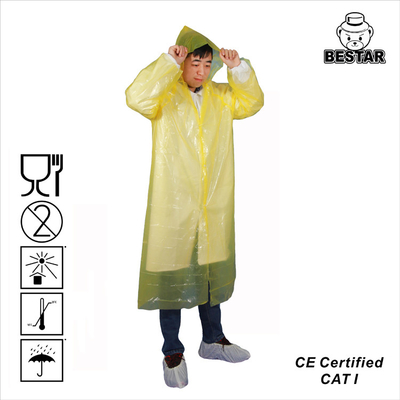 Les ponchos jetables en plastique de pluie de PE imperméable habillent avec le capot